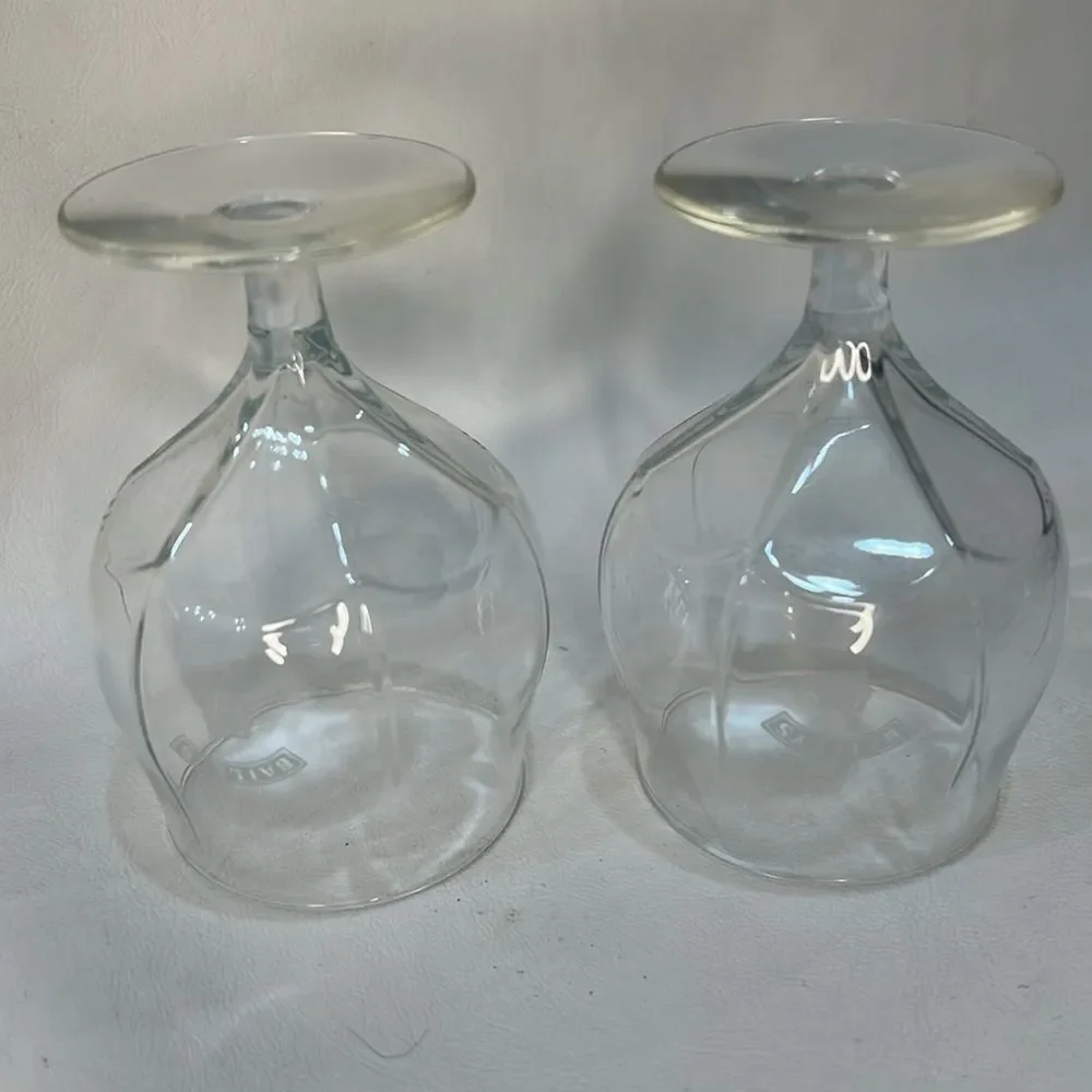 Baileys Irish Cream Liqueur Glasses 6 Oz Set 2 Stamp Logo 4 1/4 Tall 2 1/4 Round